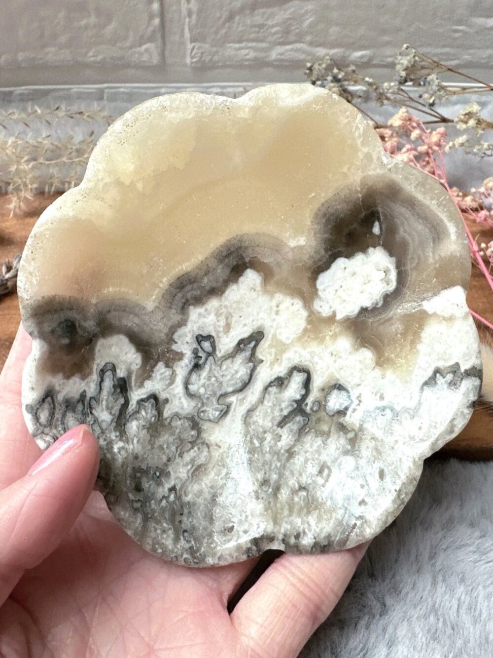 Beautiful Small Mexican Zebra Onyx/Calcite Flower Bowl/Dish